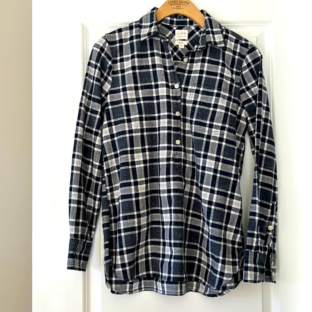 J Crew Boy-Fit Black & White Plaid Popover Top w Patch Pocket w MEASUREMENTS XXS